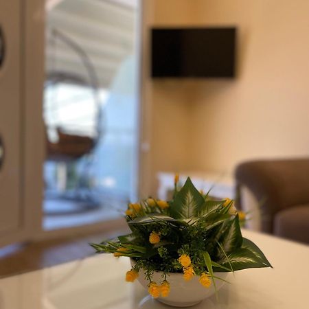 Orizzonte Blu Borsh Apartment Luaran gambar